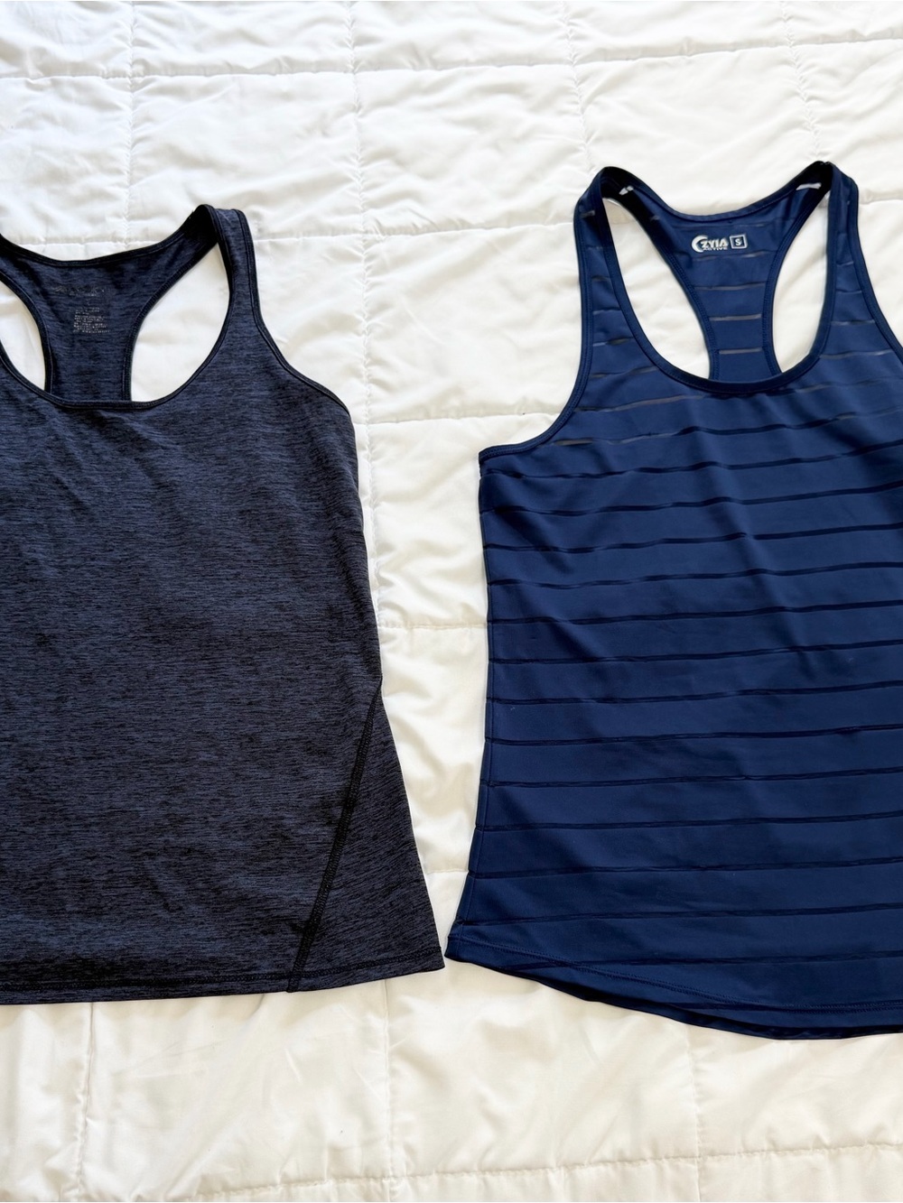 Bundle of 2 Women’s Athletic Tank Tops - Dark Blue & Navy Blue Size Small